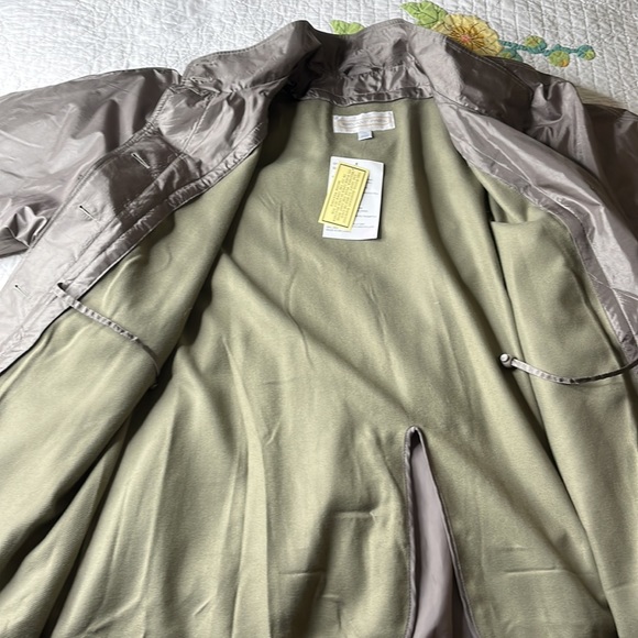 Bryant Park Grey Lined Trench Coat Plus Sz C4 (?) Bust 62" Waist 60" Length 47" - Picture 13 of 13